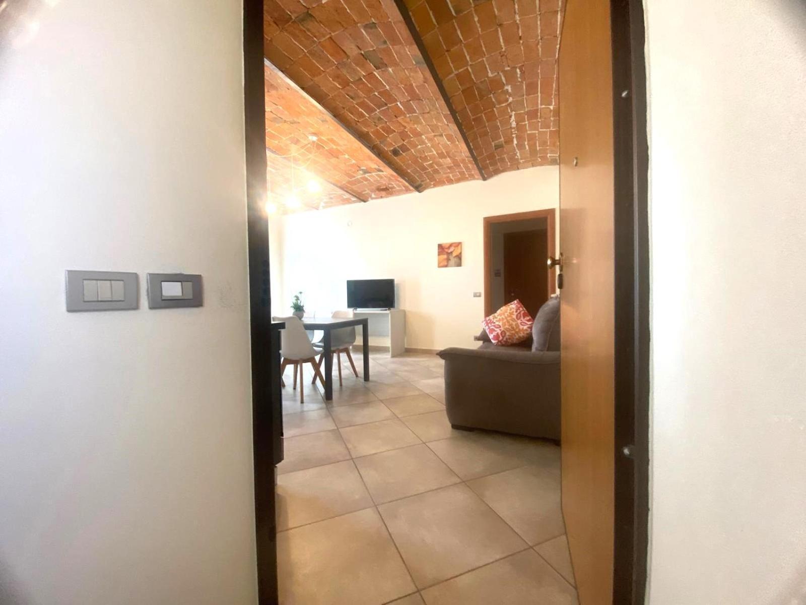 Appartamento Mi & Ti Castell'Alfero Екстер'єр фото
